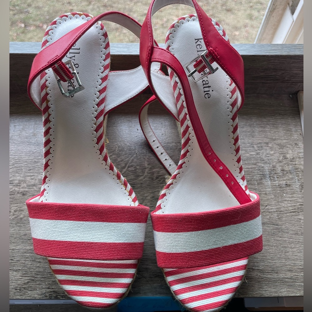 Cute summer heels!